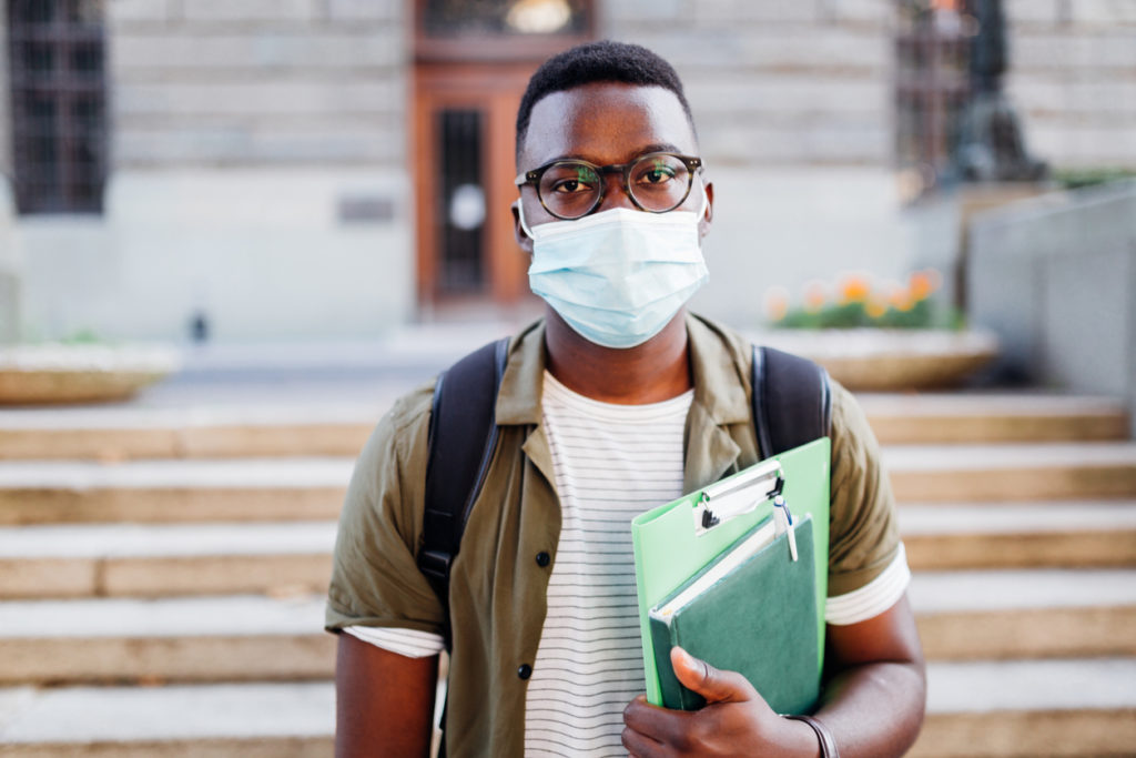 international-students-stay-in-canada